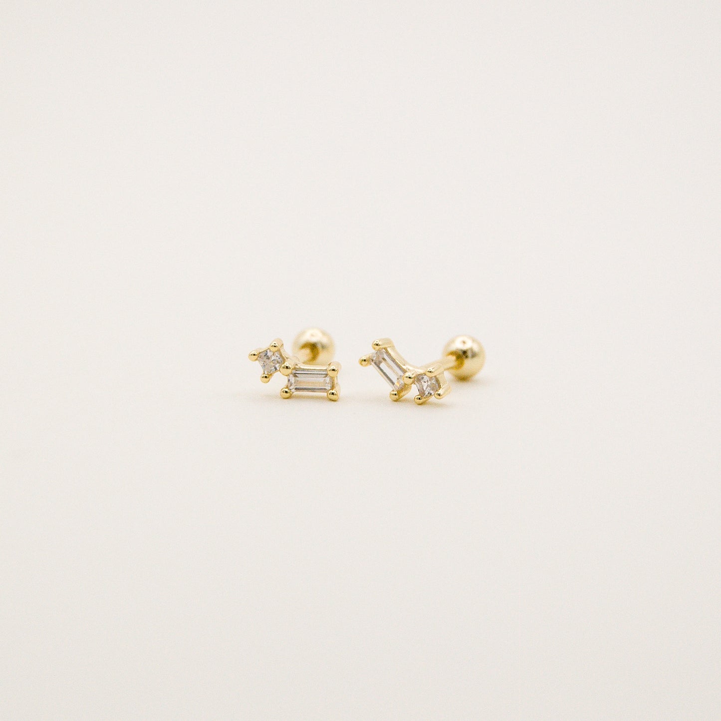 Offset Baguette Vermeil Stud
