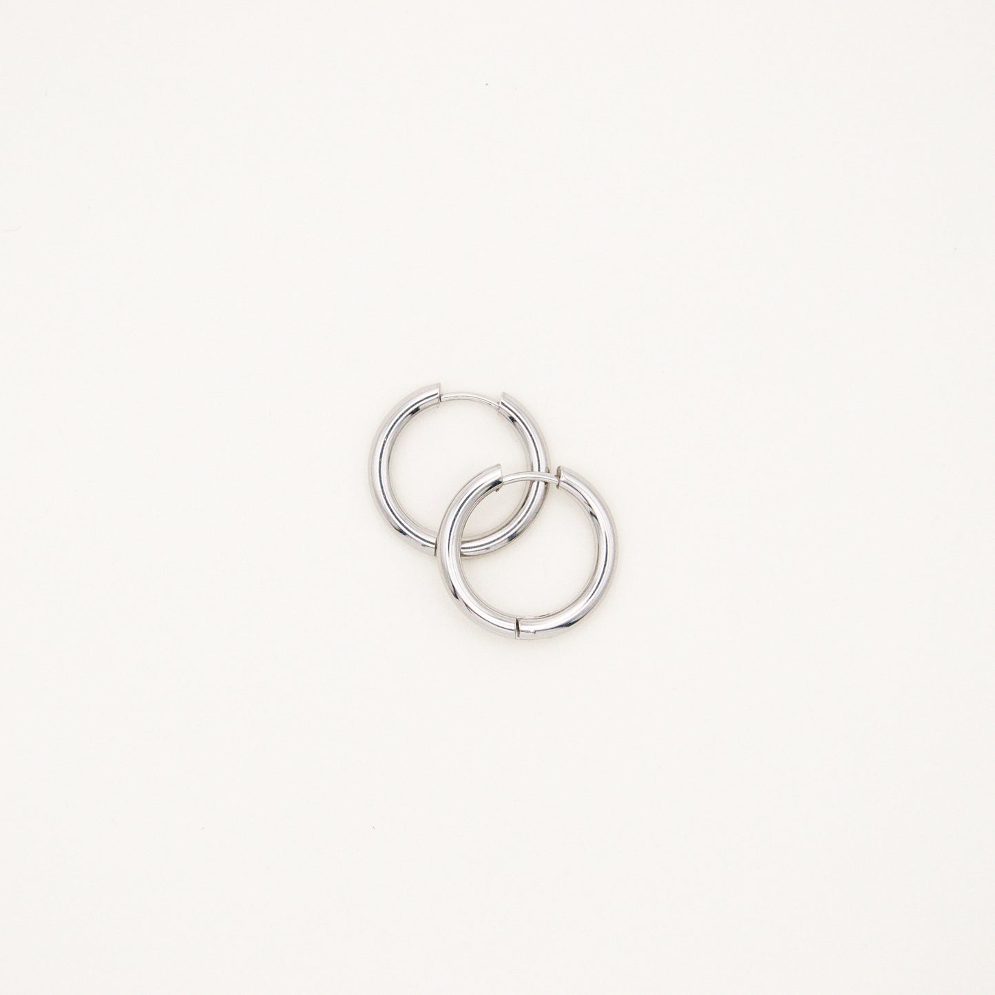Classic Huggie Hoop